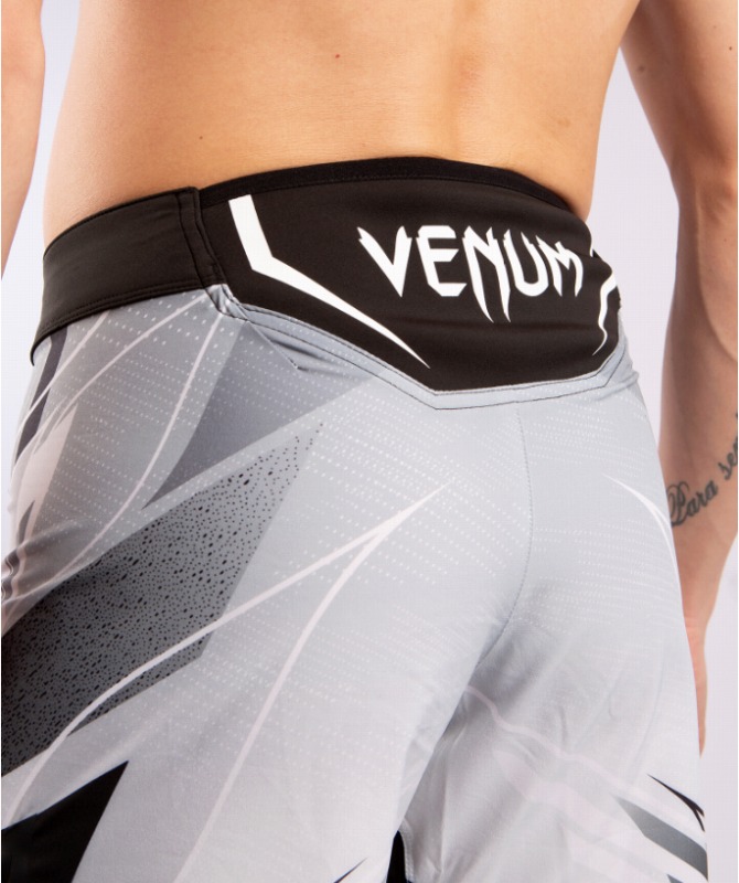 VENUM ファイトショーツ UFC PRO LINE 白